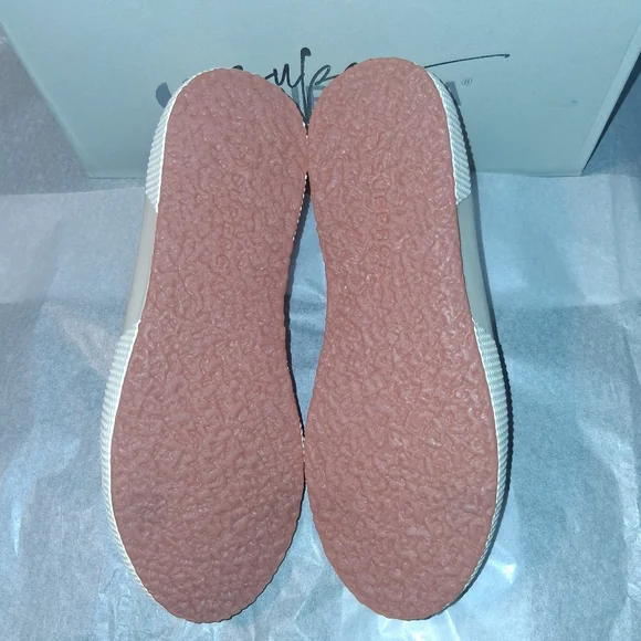 Superga 2294 Drill Overlock Stitiching Brand New with Box Women size 5 - Picture 5 of 9